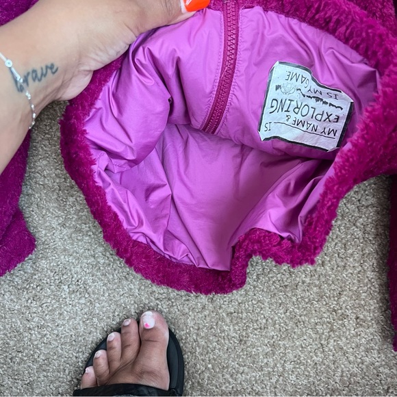 North Face - Picture 4 of 7